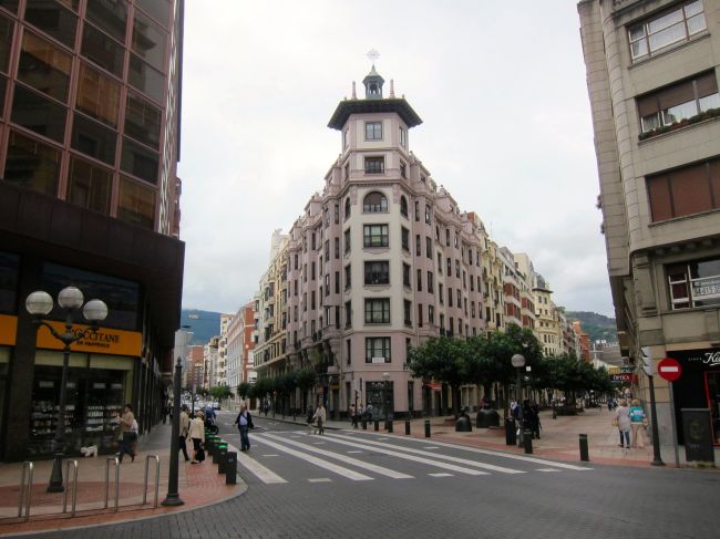 Bilbao city scene 2